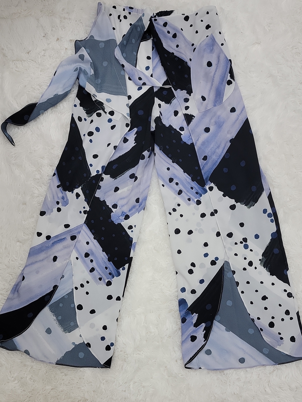 Pants - Picture 7 of 16